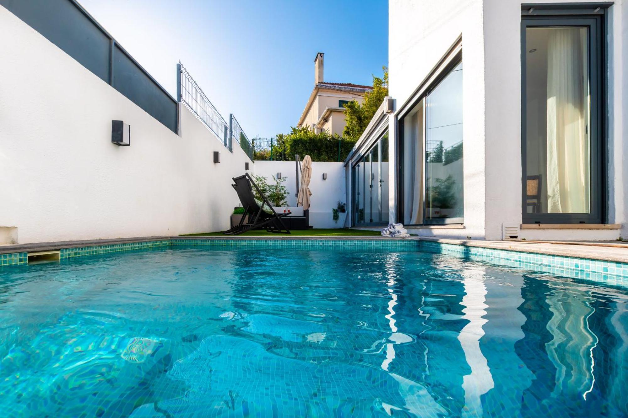 Luxury Villa With A Pool In The City - No Parties Allowed Lisboa Extérieur photo