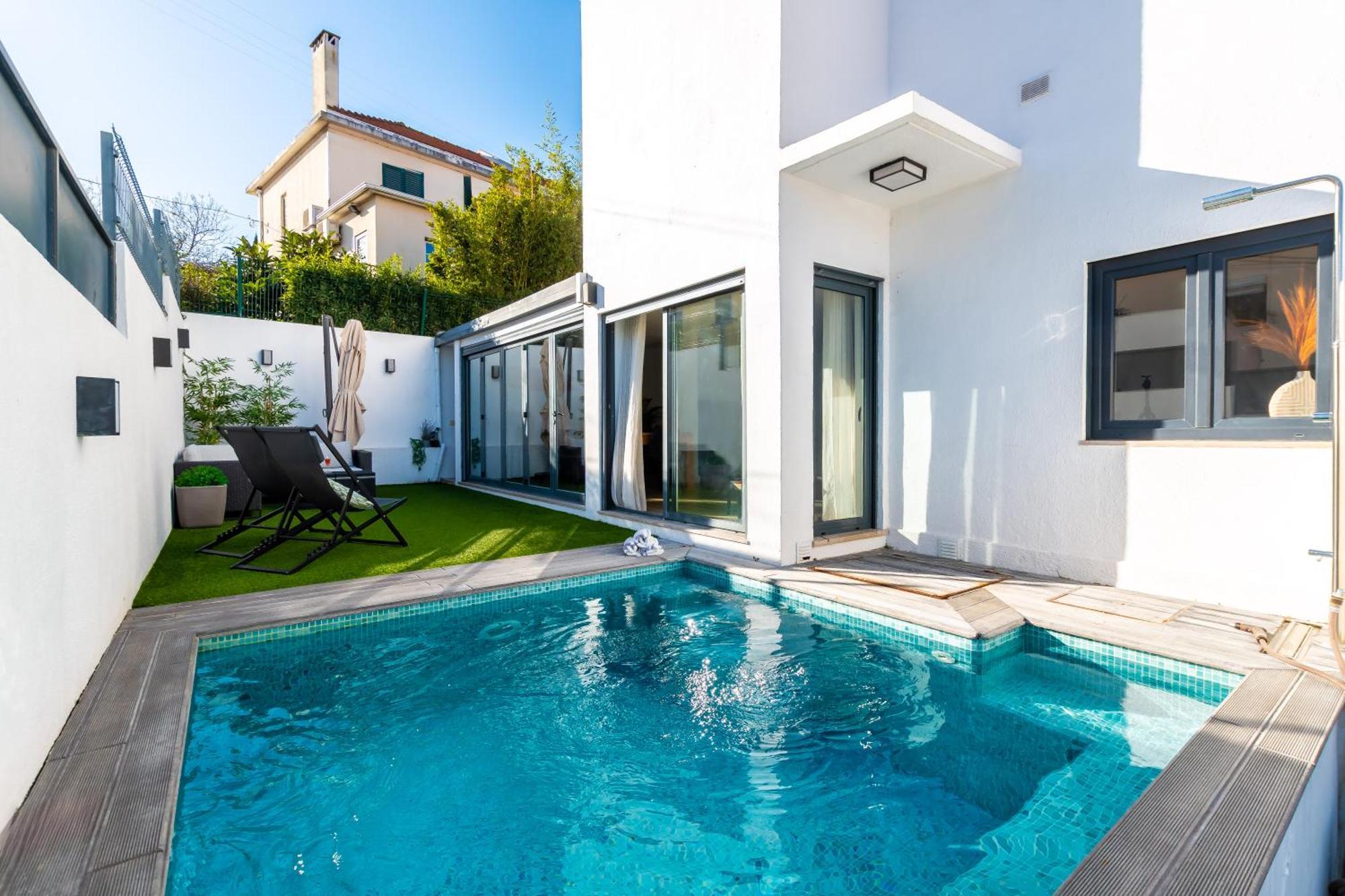 Luxury Villa With A Pool In The City - No Parties Allowed Lisboa Extérieur photo